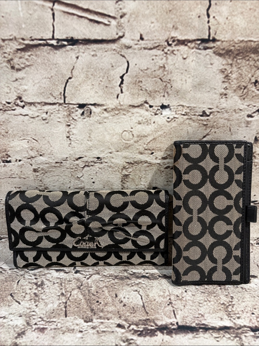Coach Kristin Op Art Signature Checkbook Wallet.